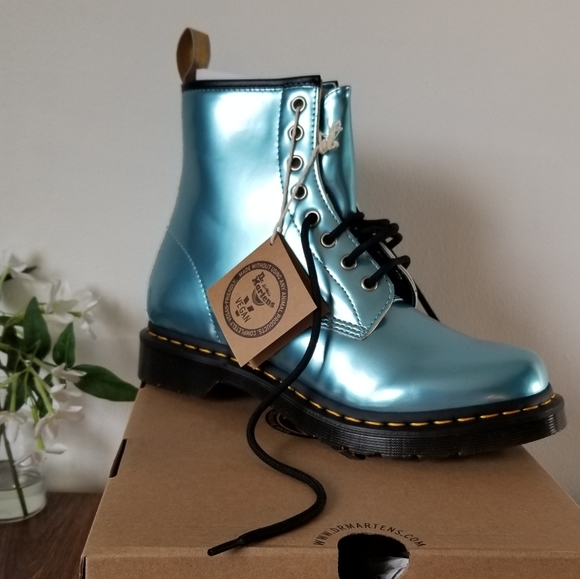 dr martens metallic blue